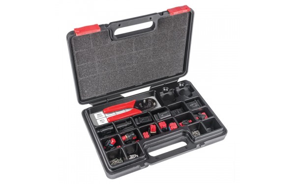 Kit including crimping tool